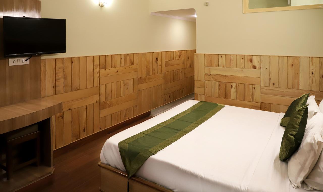Oyo 22075 Hotel Bali Palace Katra  Esterno foto