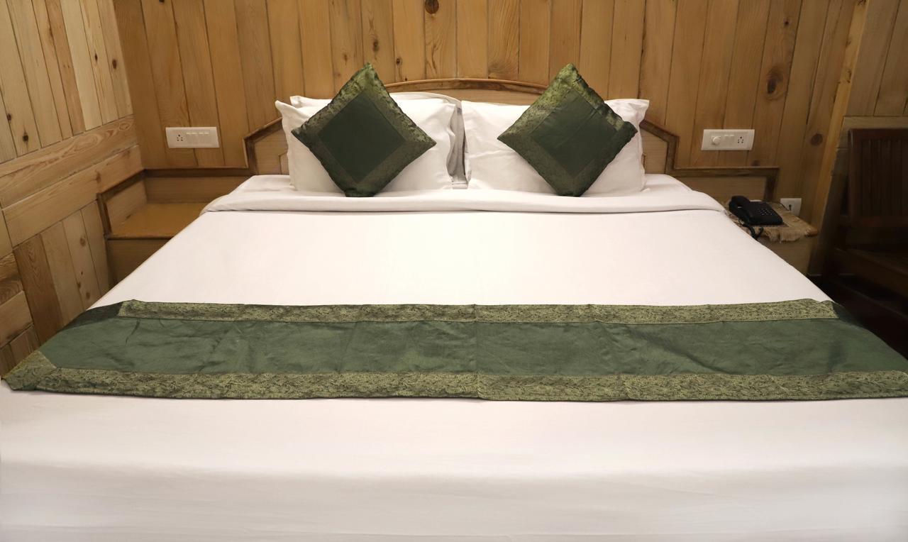 Oyo 22075 Hotel Bali Palace Katra  Esterno foto