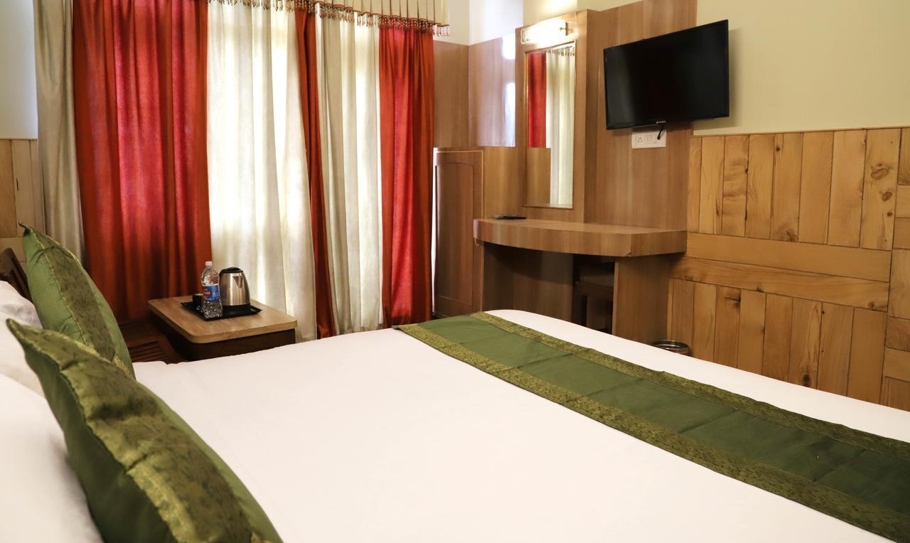 Oyo 22075 Hotel Bali Palace Katra  Esterno foto