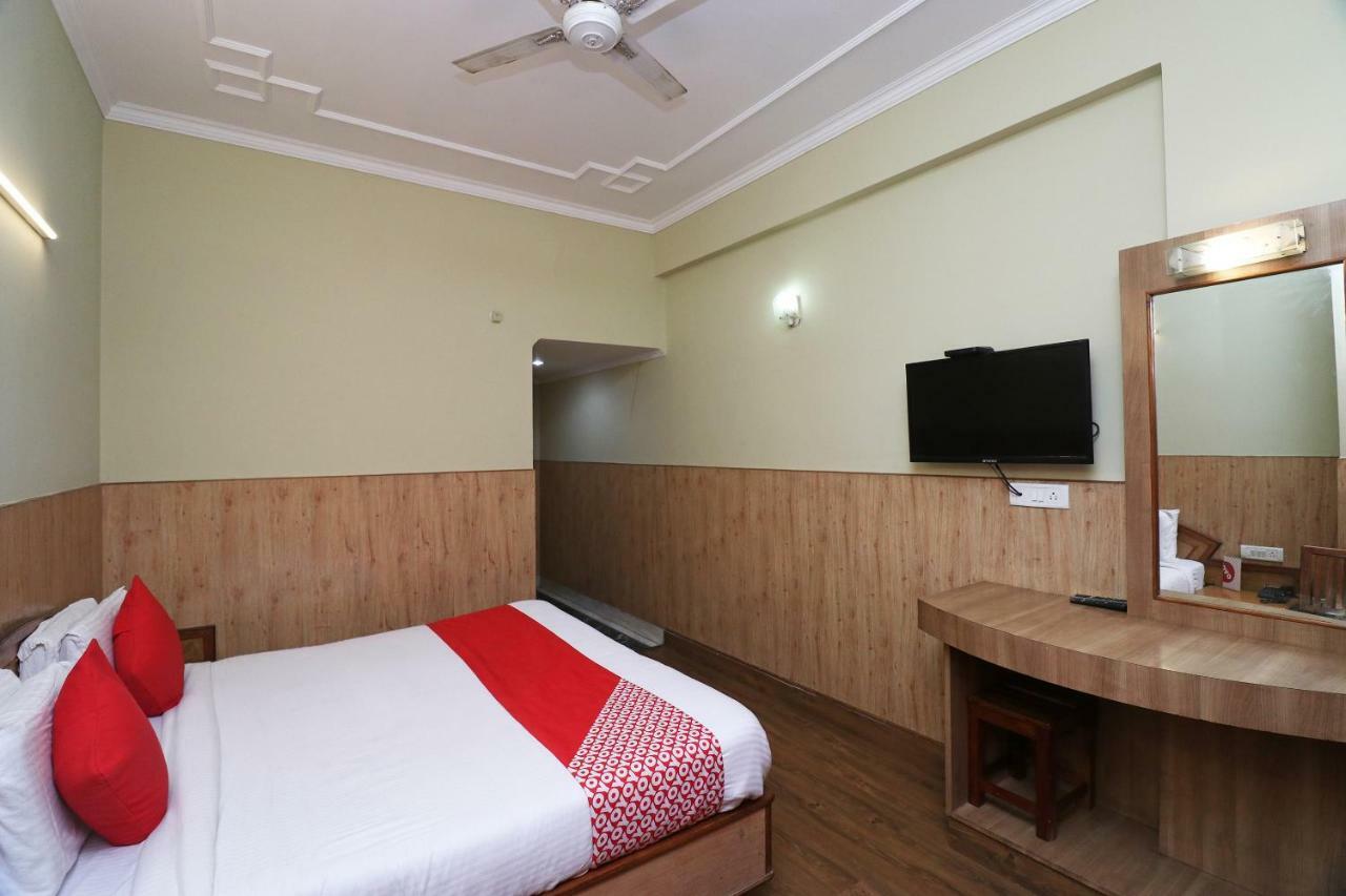Oyo 22075 Hotel Bali Palace Katra  Esterno foto